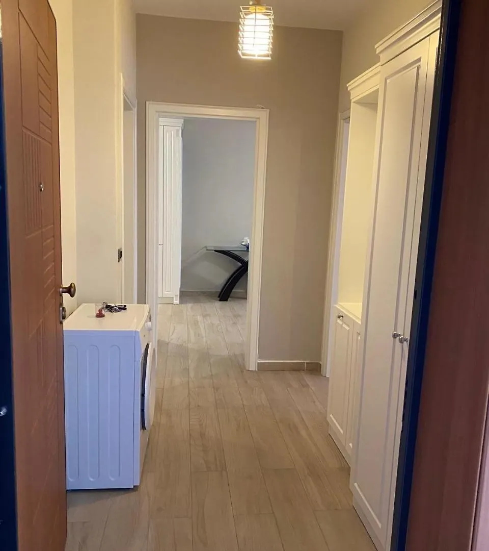 Appartamento In Centro. Vlorë 0*,