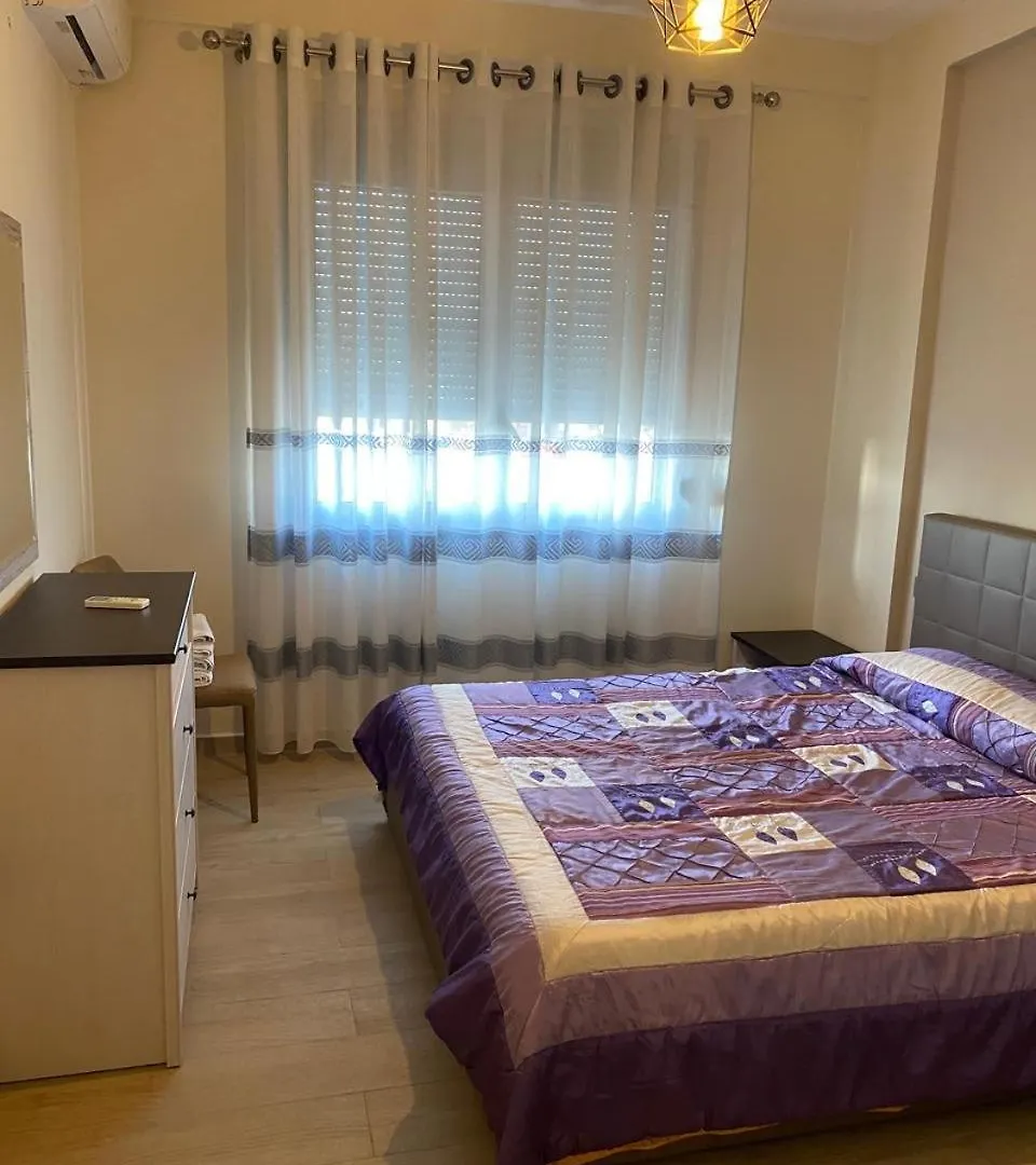 Appartamento In Centro. Vlorë 0*,